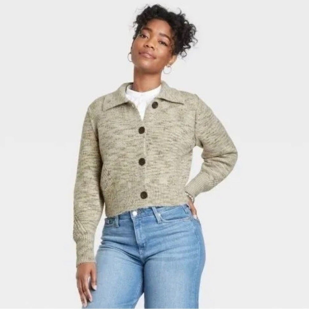 Universal Thread Light Green Button Front Sweater Cardigan